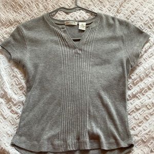 Grey v-neck tee